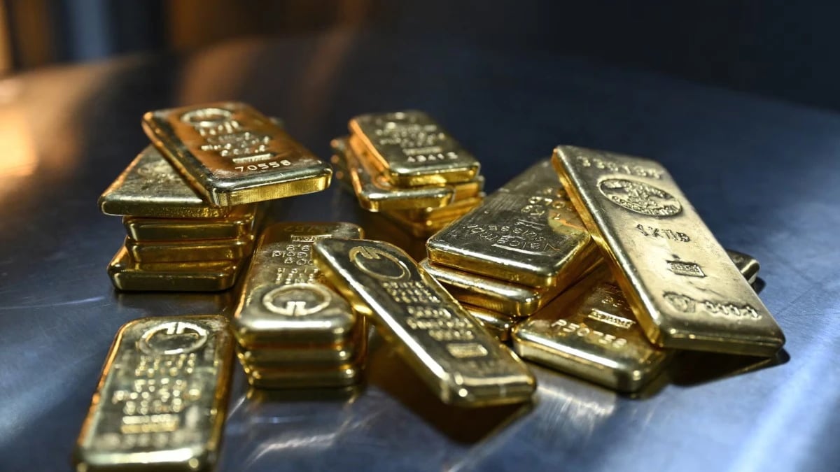 الذهب يتجه لأكبر خسارة أسبوعية منذ أوائل يونيو