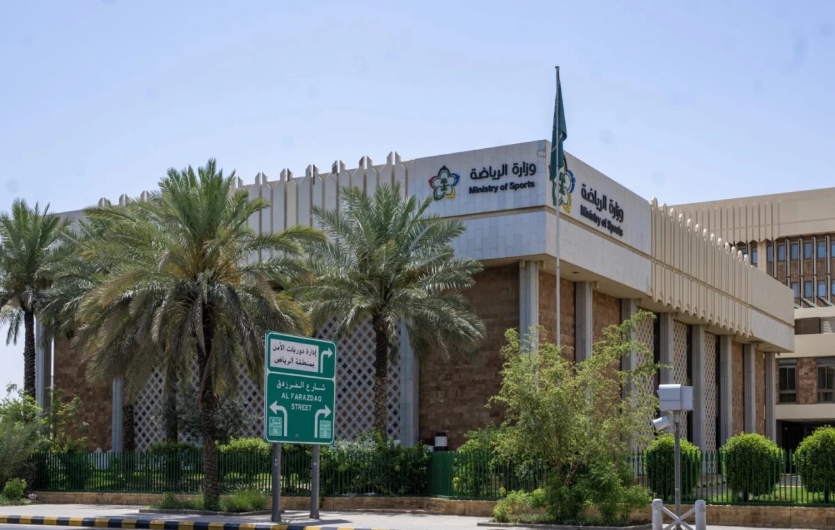 إلزام أندية الشركات باحتياطي مالي 20% وفصل حساباتها البنكية