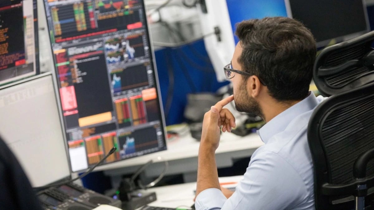 اقتراب النفط من 100 دولار يضع البنوك المركزية أمام اختبار الفائدة