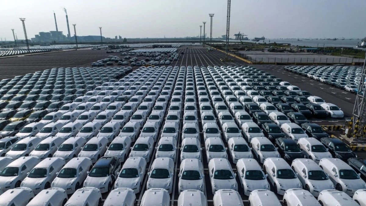 الحرب ترفع مبيعات السيارات الكهربائية عالميا 35%
