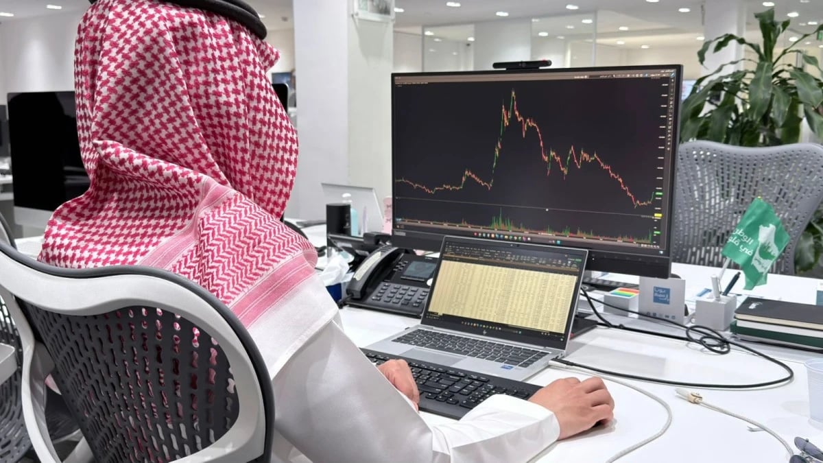 الأسهم السعودية تستعيد 10800 نقطة بأفصل أداء يومي في شهرين