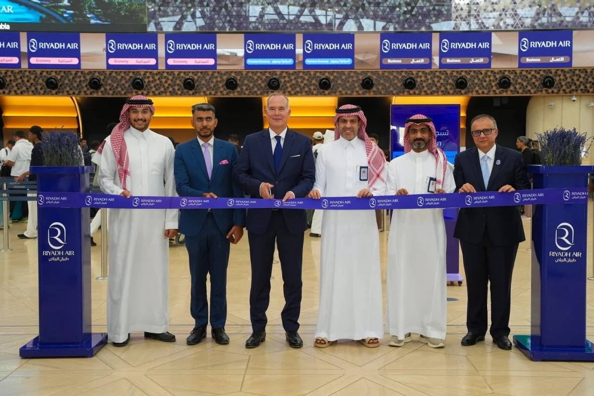 طيران الرياض يدشن رحلاته المباشرة إلى مومباي.. ثامن وجهاته العالمية