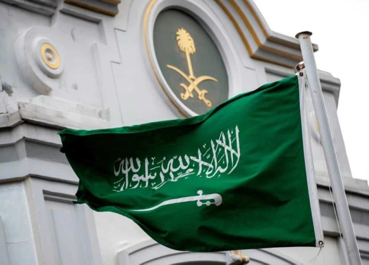 السعودية تطالب المجتمع الدولي باتخاذ موقف حازم تجاه تهديد أمن الملاحة والتجارة الدولية