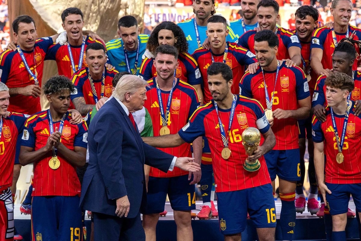 ترمب يحذر من تهديد أرباح كأس العالم: استبدال إنفانتينو خطأ فادح