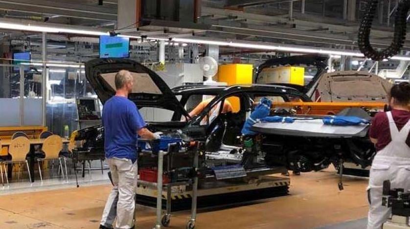 ارتفاع ثقة الشركات الألمانية بفضل قوة التصنيع 