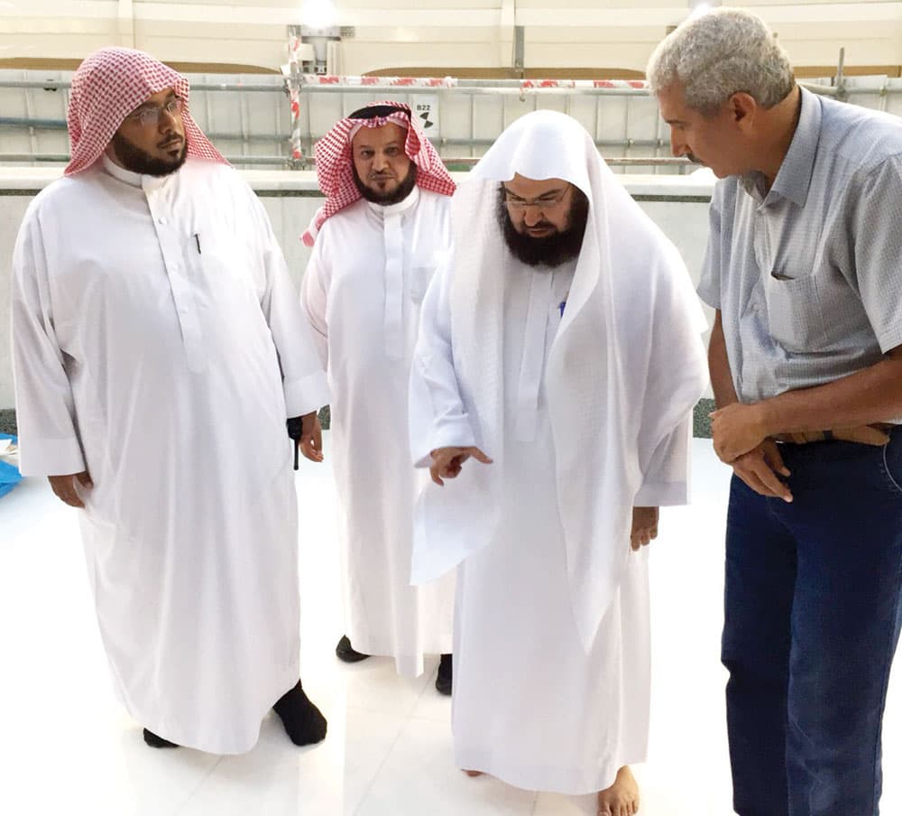«رئاسة الحرمين»: إتمام استبدال
«رخام الشاذروان» في الحرم المكي