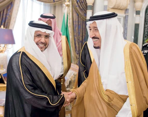 الملك: أطلعوا الأجيال على تاريخنا الحافل بالإنجازات