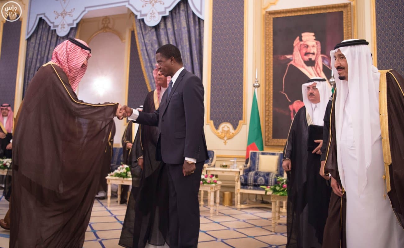 الملك يبحث مع رئيس زامبيا الأحداث الإقليمية والدولية