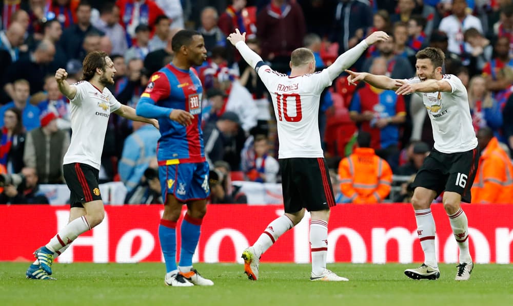 قصة مصورة : يونايتد يحرز لقب كأس الاتحاد الإنجليزي بفوزه على بالاس