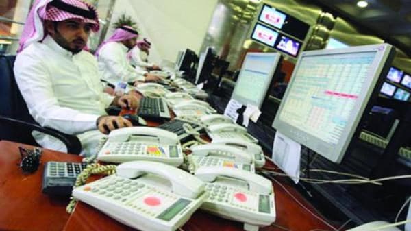 الأسهم السعودية تتراجع أكثر من 3% وتباين الأسواق الأخرى
