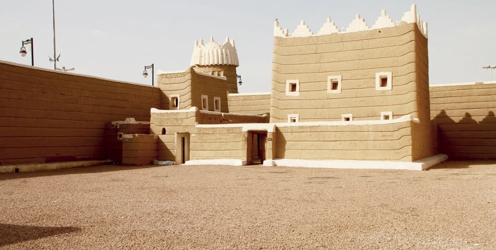 «قصر بن ماضي» .. حصن الإدارة في الماضي