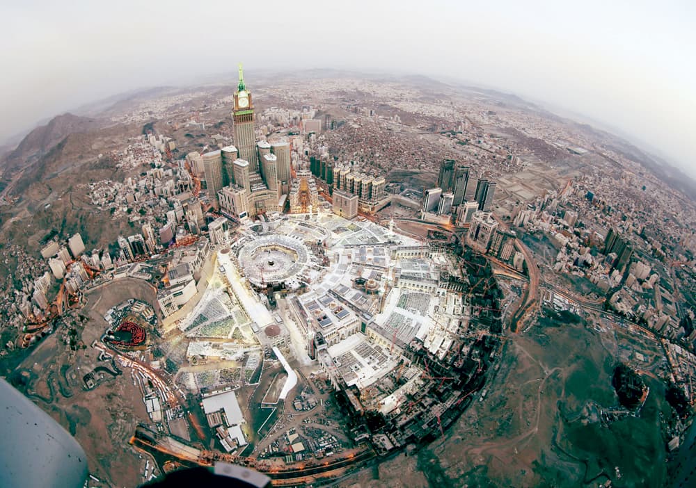 مشاريع الحرمين في العهد الحديث .. مساحات تتضاعف وخدمات تتزايد