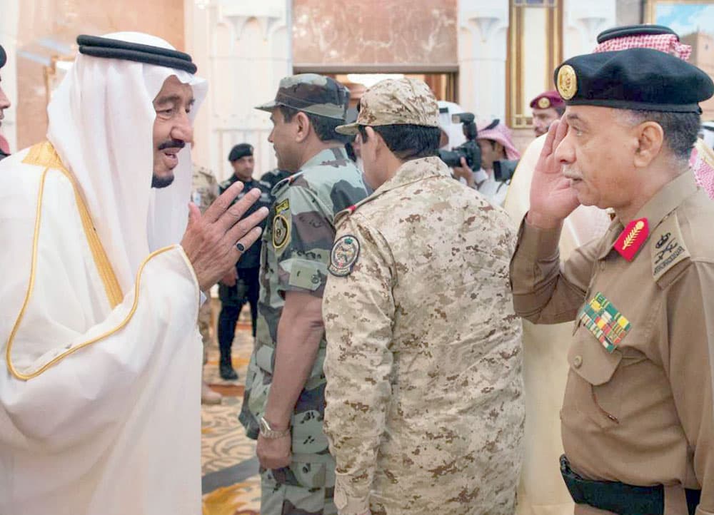 الملك للعسكريين: الوطن يقدر تضحياتكم وجهودكم العظيمة في خدمة الحجاج