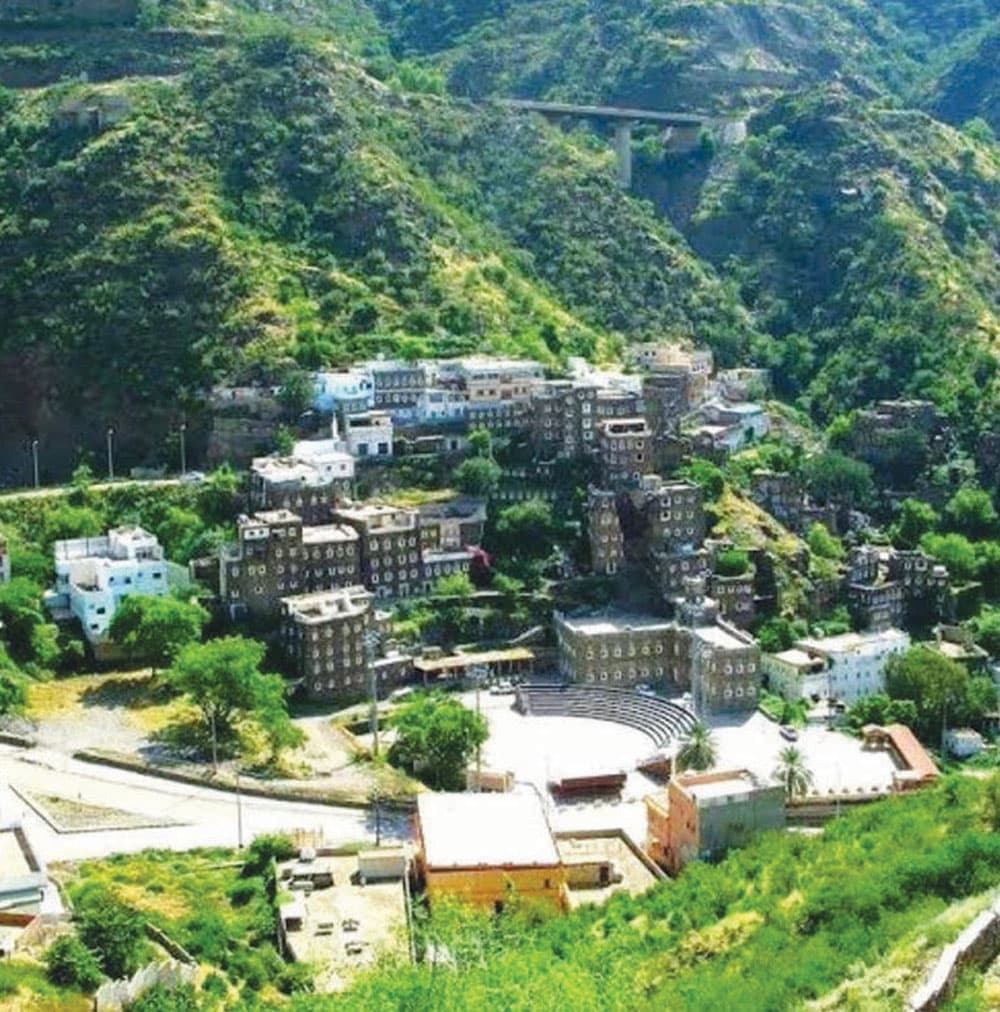 قرية رجال ألمع .. نمط معماري تراثي