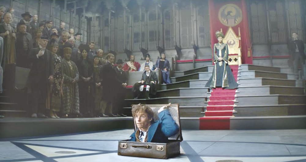 يرتكز الفيلم الجديد على شخصية نيوت سكاماندر التي يمثلها أيدي ردماين الحائز على الأوسكار.