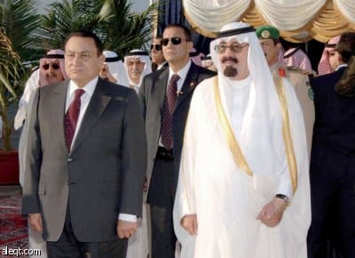 الملك ومبارك يدشنان سفينتي الرياض والقاهرة