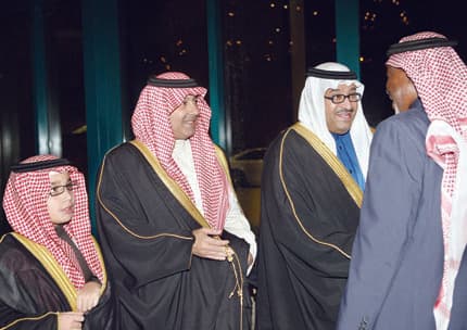 الأمير نايف يشرّف حفل زفاف الأمير مشعل بن عبد الله على كريمة الأمير نواف بن محمد