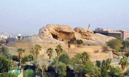 "أبو مخروق".. شاهد على زحف الرياض نحو الحضارة