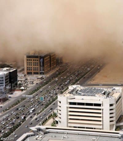 الغبار يحبس الأنفاس .. والمعلومة تغيب 72 ساعة!