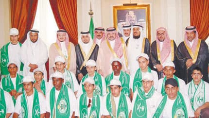 محافظ جدة يستقبل المشاركين في برنامج "اكتشف وطنك"