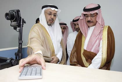 محافظ الدرعية يفتتح مكتب الأحوال المدنية في المحافظة