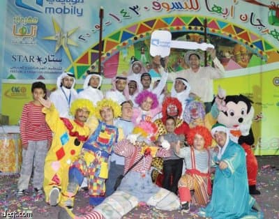 «موبايلي» تسلم سيارتين للفائزين في مهرجان أبها للتسوق
