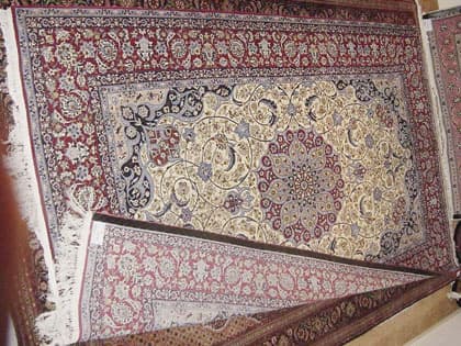 السجاد غير الأصلي يلطخ سمعة السوق الراقية