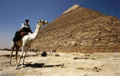 مزارع مصري يزوج طفلته الجميلة أربع مرات
