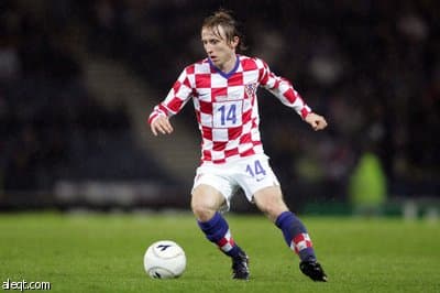 مودريتش لاعب توتنهام يغيب لفترة طويلة بسبب كسر في الساق