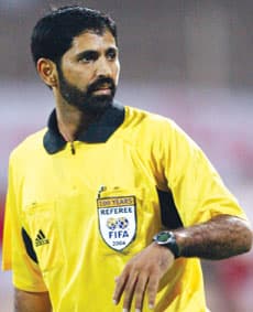 أبو زندة يعتزل..وكولينا يصقل 23 حكما لمباريات «زين»