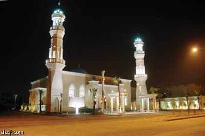 توقف الدعم الخيري للمساجد يربك أنشطتها
