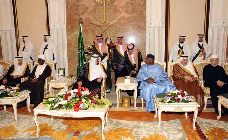 خادم الحرمين الشريفين: المملكة هيأت كل ما تستطيع لخدمة ضيوف الرحمن وردع كل من تسول له نفسه المساس بعبادتهم وأمنهم