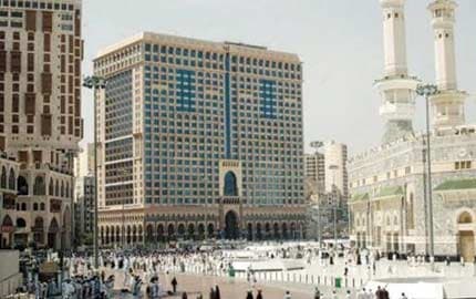 «السياحة والآثار» تمكن 285 فندقا في مكة من الإيواء وفق المتطلبات