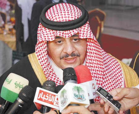 الأمير تركي بن سلطان يدشن معرض الإعلام وتكنولوجيا وسائطه