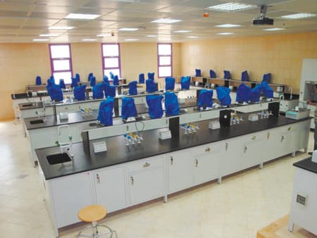 جامعة الأميرة نورة بنت عبد الرحمن تجهز الكليات الصحية الجديدة