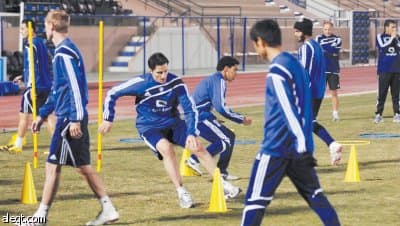 جيريتس يحدد أسماء المشاركين في اعتزال التمياط