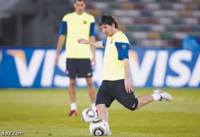 كأس العالم تجتذب الأنظار.. برشلونة يبدأ
