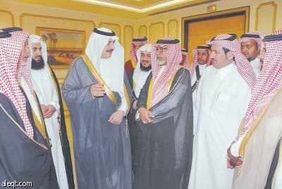 أمير الشرقية يستقبل الدوسري المتنازل عن قاتل ابنه