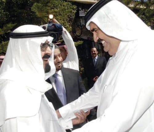 خادم الحرمين الشريفين يستقبل أمير قطر في الدار البيضاء