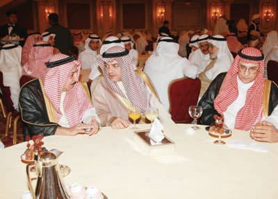 رجل الأعمال أنس إسماعيل أبو داود يحتفل بزفاف ابنتيه إلى منير باناجة ورياض بن حمد