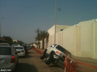 أمانة جدة تحدد أكثر من 100 موقع خطر لتجمعات مياه السيول