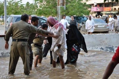 أمانة جدة تحدد أكثر من 100 موقع خطر لتجمعات مياه السيول