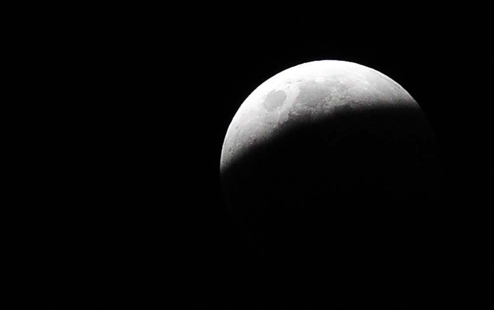 خسوف القمر في صور