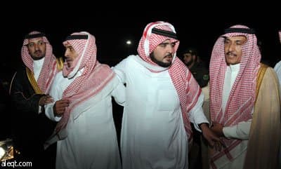 جثمان سلطان في الرياض ... صور اللقاء ... حكاية الوفاء (عدسة : خالد الخميس)