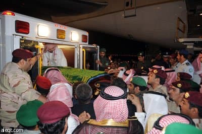 جثمان سلطان في الرياض ... صور اللقاء ... حكاية الوفاء (عدسة : خالد الخميس)