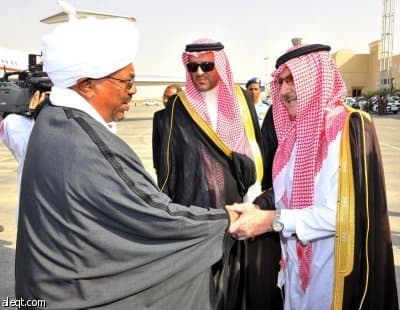 جثمان سلطان في الرياض ... صور اللقاء ... حكاية الوفاء (عدسة : خالد الخميس)