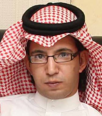 الزميل خميس السعدي يعقد قرانه