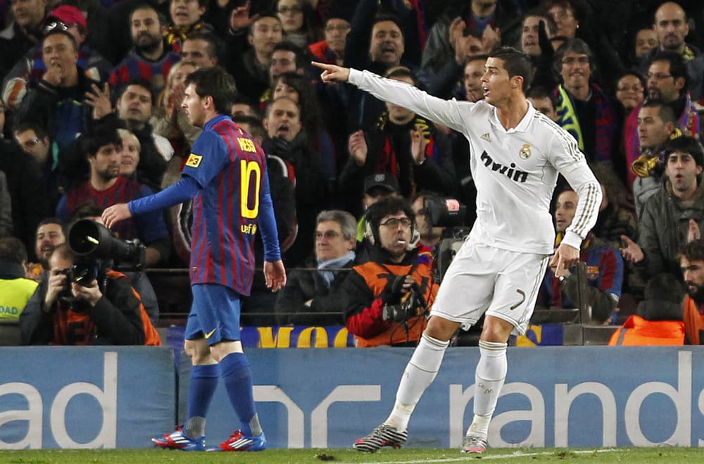 برشلونة يجرد ريال مدريد من لقبه ويبلغ نصف النهائي