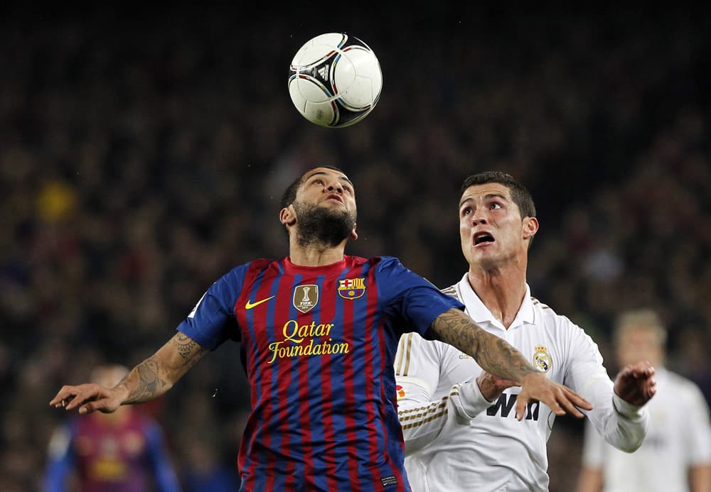 برشلونة يجرد ريال مدريد من لقبه ويبلغ نصف النهائي