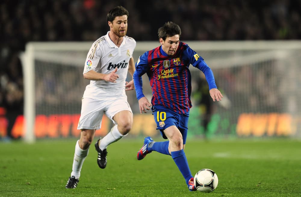 برشلونة يجرد ريال مدريد من لقبه ويبلغ نصف النهائي